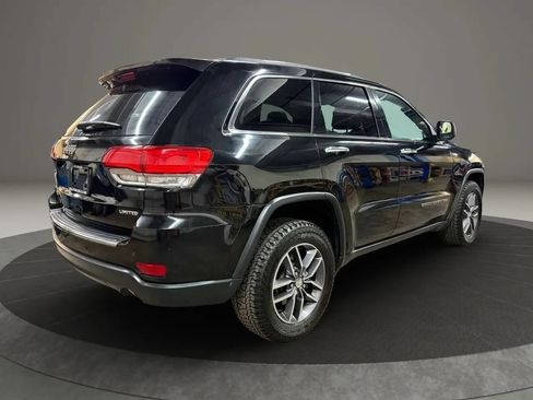 Used 2017 Jeep Grand Cherokee Limited AWD/4WD image 8