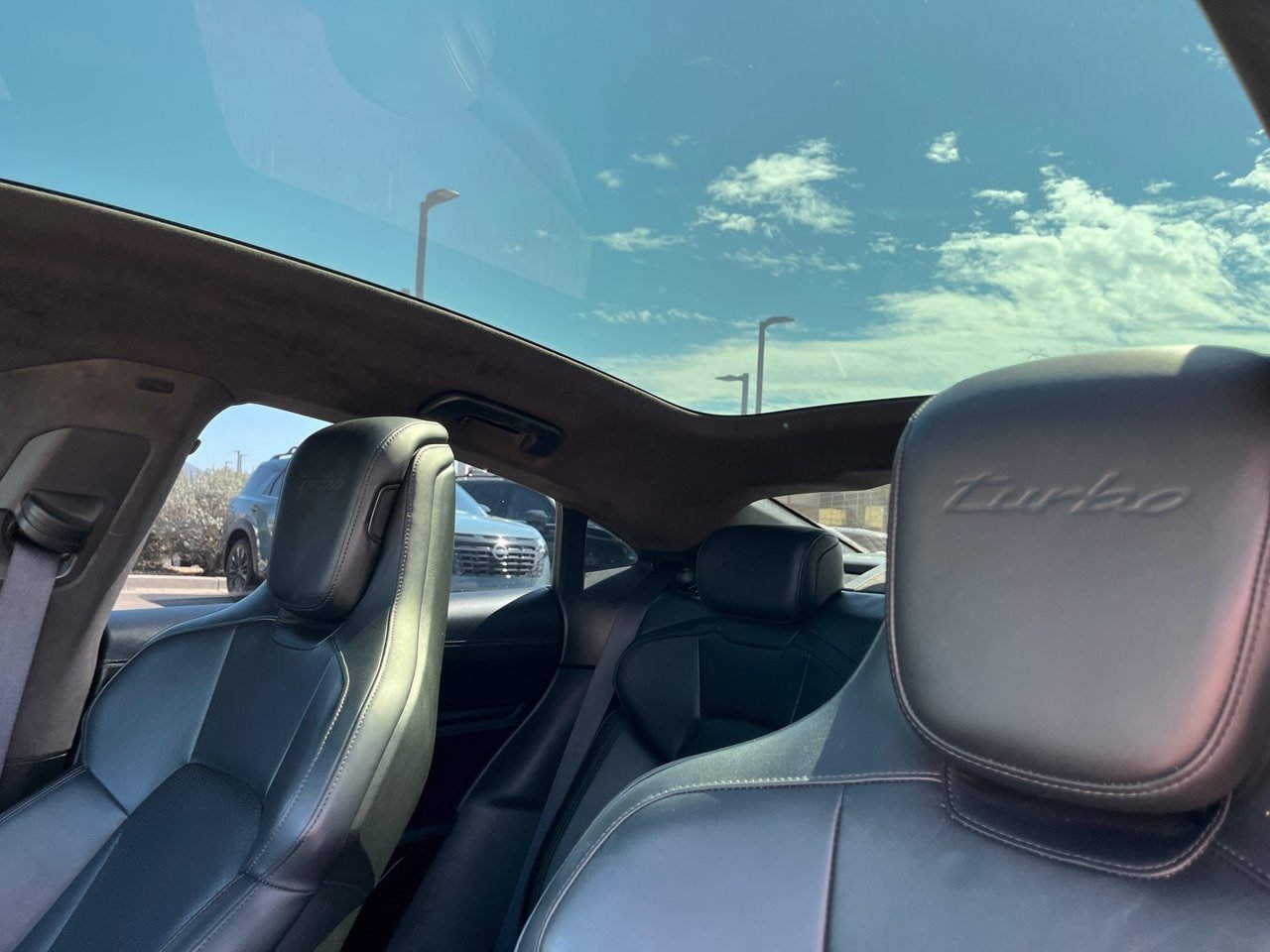 Used 2020 Porsche Taycan AWD/4WD image 28