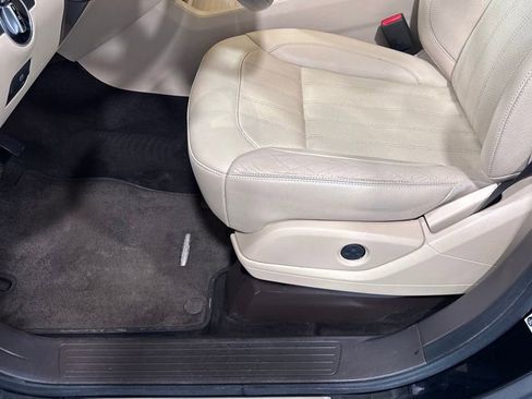 Certified 2018 Mercedes-Benz GLE 350 4MATIC image 11