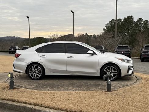 Used 2019 Kia Forte S w/ S Premium Package image 8