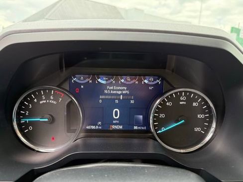 Used 2024 Ford Expedition Limited image 13