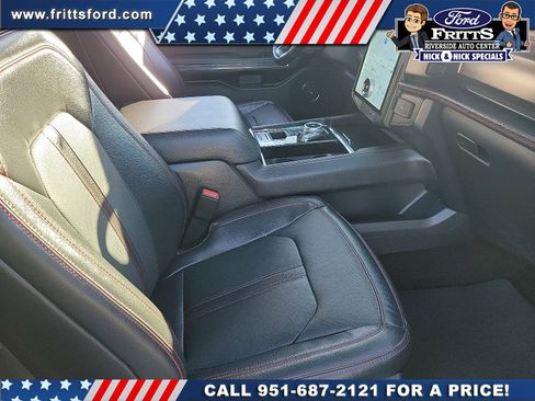 Certified 2022 Ford Expedition Limited image 15