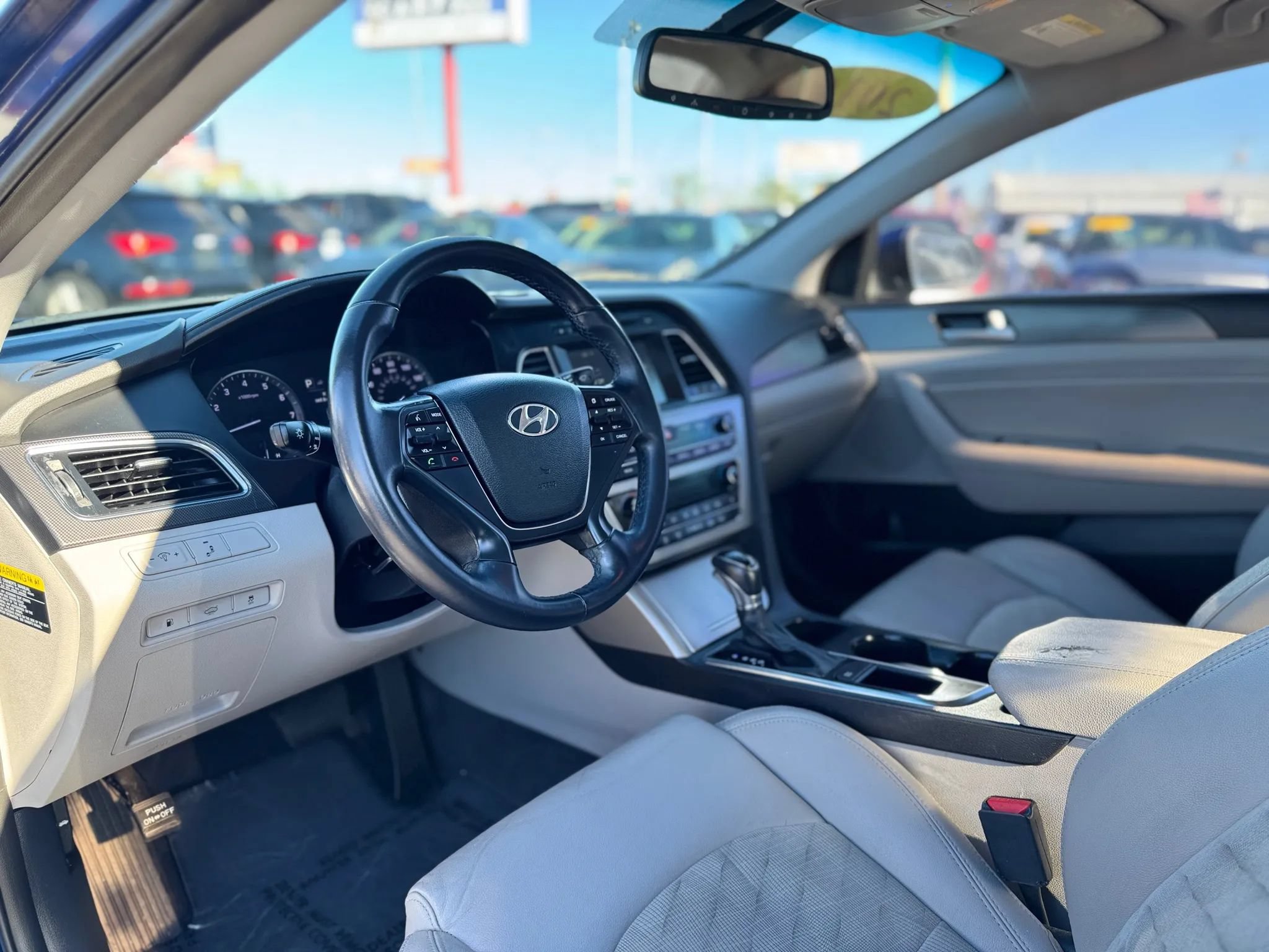 Used 2016 Hyundai Sonata Sport w/ Option Group 02 FWD image 13