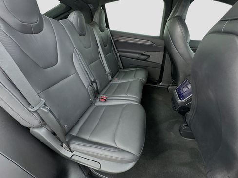Used 2024 Tesla Model X AWD/4WD image 19