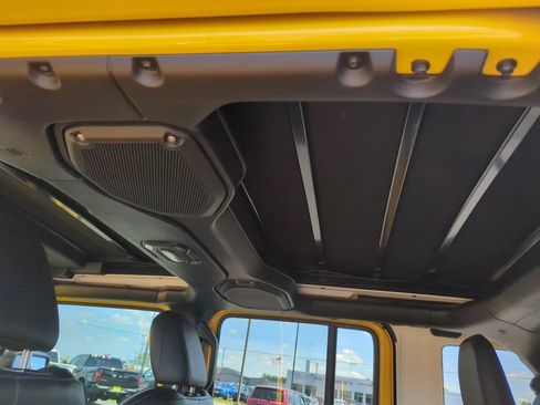 Used 2019 Jeep Wrangler Unlimited Rubicon AWD/4WD image 23