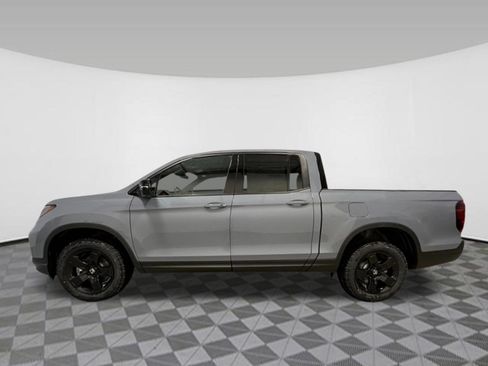 New 2026 Honda Ridgeline Black Edition image 3