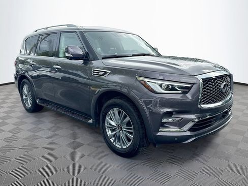 Certified 2024 INFINITI QX80 Luxe AWD/4WD image 4
