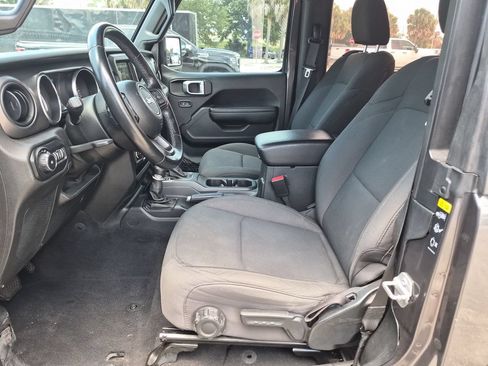 Used 2021 Jeep Wrangler Sport AWD/4WD image 17