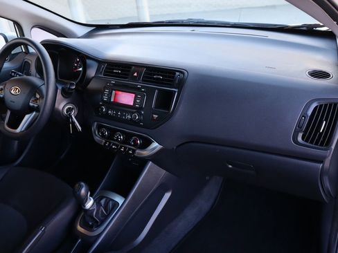 Used 2012 Kia Rio LX image 18