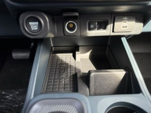 New 2025 Ford Maverick Lariat w/ 4K Tow Package image 15