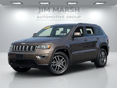 Used 2019 Jeep Grand Cherokee Laredo w/ 18" Wheel & 8.4" Radio Group