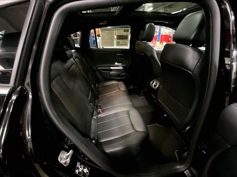 Used 2023 Mercedes-Benz GLA 250 4MATIC image 19