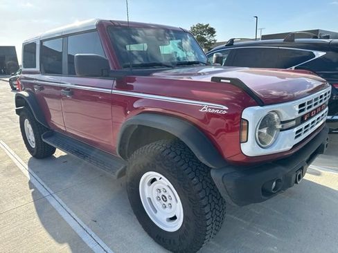Used 2025 Ford Bronco Heritage Edition AWD/4WD image 1