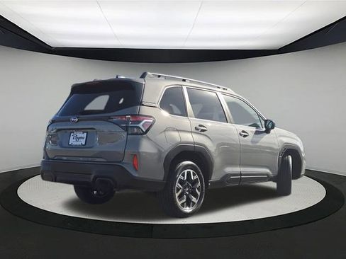 Certified 2025 Subaru Forester Premium w/ Convenience Package #1 image 7