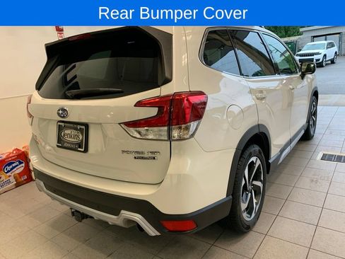 Used 2023 Subaru Forester Touring AWD/4WD image 18
