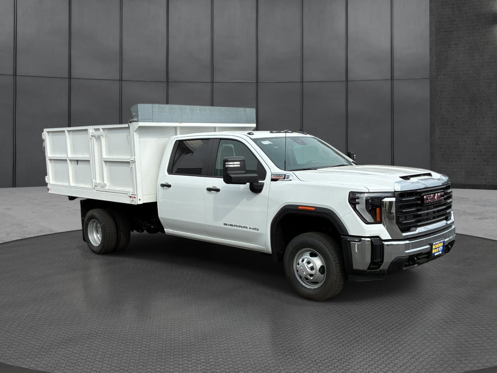 Used 2025 GMC Sierra 3500 Pro w/ Convenience Package AWD/4WD image 3