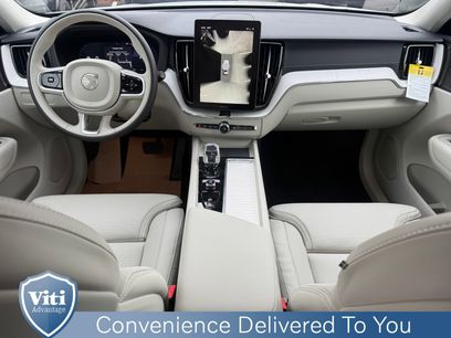 New 2026 Volvo XC60 B5 Ultra w/ Protection Package Premier