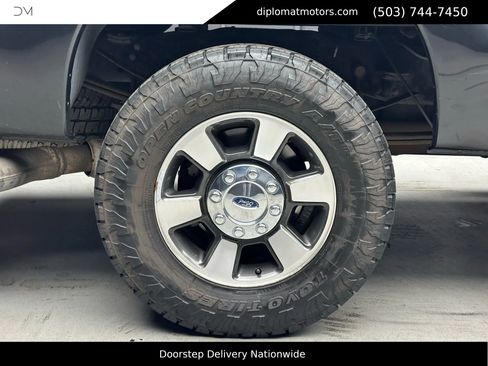 Used 2013 Ford F250 Lariat w/ Lariat Interior Pkg image 29