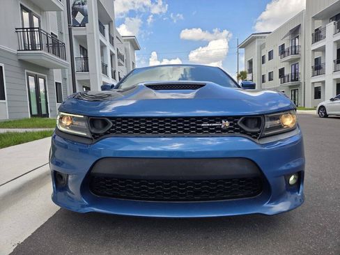 Used 2019 Dodge Charger R/T RWD image 2