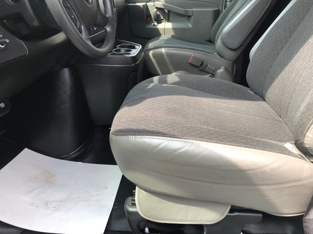 Used 2024 GMC Savana 2500 w/ Driver Convenience Package RWD image 19