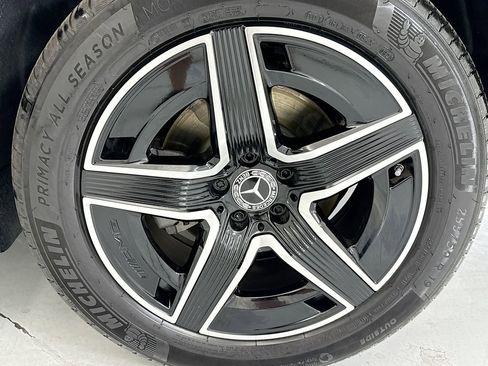 Certified 2026 Mercedes-Benz GLC 300 image 30