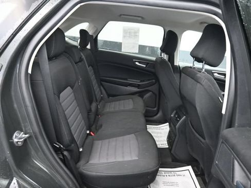 Used 2024 Ford Edge SE AWD/4WD image 7