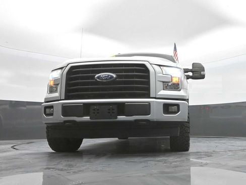 Used 2017 Ford F150 XLT w/ Equipment Group 302A Luxury AWD/4WD image 37
