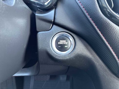 Used 2022 Chevrolet Equinox RS w/ LPO, Floor Liner Package image 16