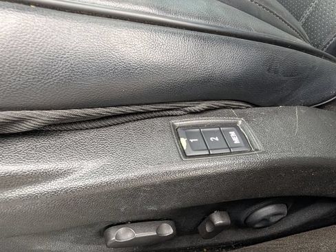Used 2013 Buick LaCrosse Leather FWD image 20