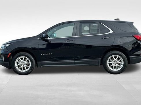 Used 2022 Chevrolet Equinox LT w/ Driver Convenience Package AWD/4WD image 8