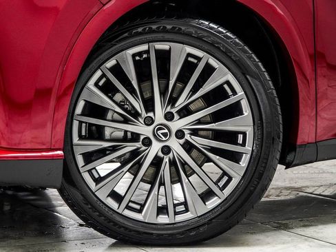 Used 2024 Lexus RX 350 w/ Convenience Package image 6