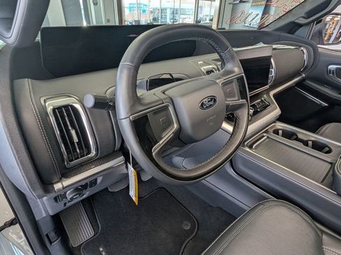 New 2025 Ford Expedition Max Platinum w/ Stealth Performance Package AWD/4WD image 10