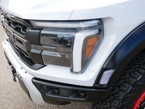 Used 2025 Ford F150 Raptor AWD/4WD image 16