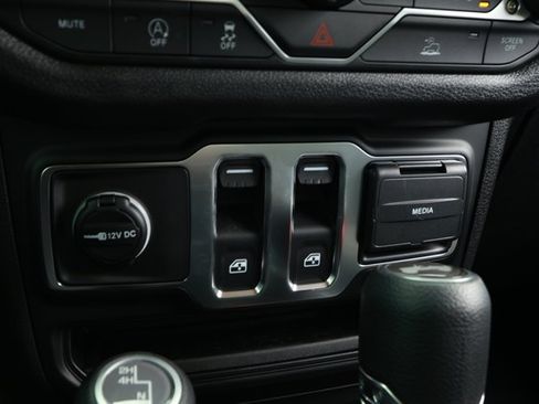 New 2026 Jeep Wrangler Sport AWD/4WD image 19