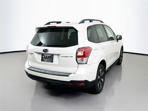 Used 2018 Subaru Forester 2.5i Premium image 7