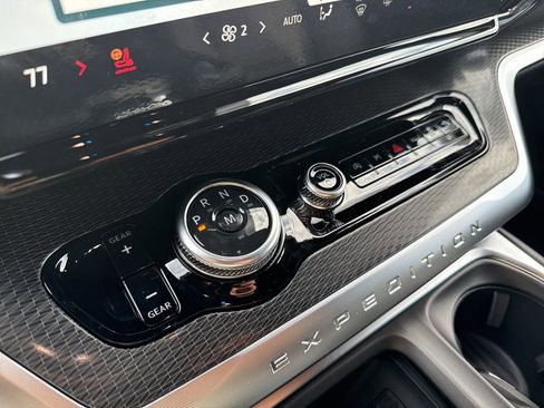 New 2025 Ford Expedition Platinum w/ Stealth Performance Package image 30