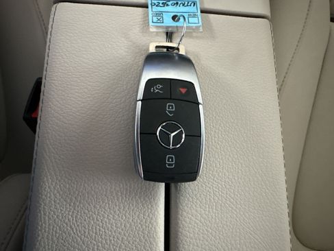 Certified 2026 Mercedes-Benz CLA 250 image 33