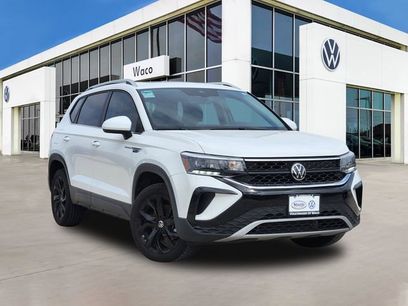 New 2024 Volkswagen Taos SE