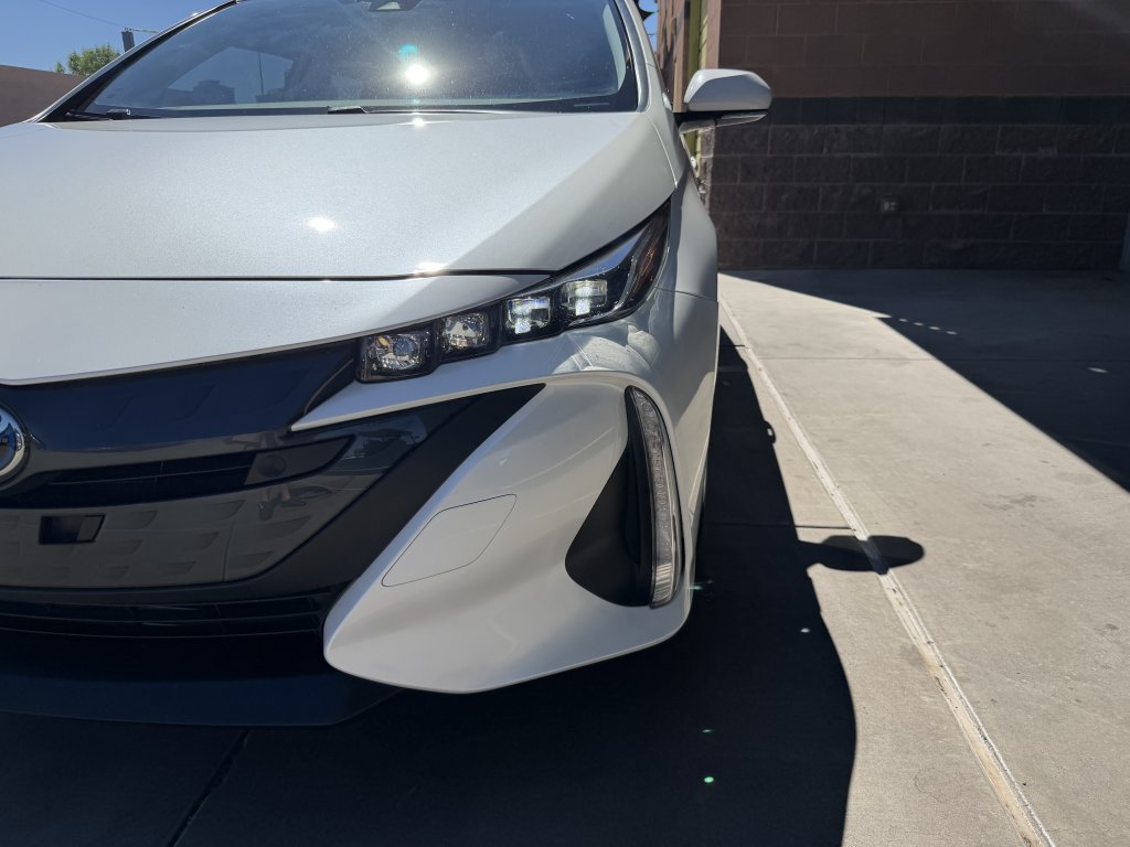 Used 2020 Toyota Prius Prime XLE FWD image 11