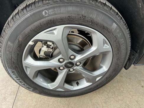 Used 2024 Ford Escape ST-Line image 27