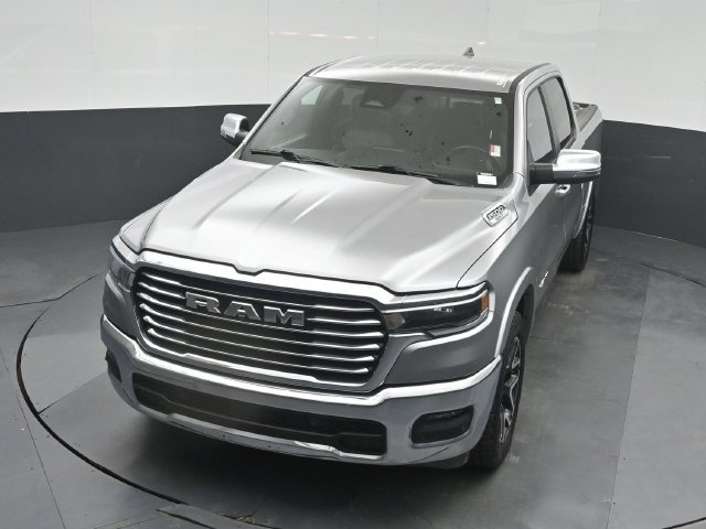 Used 2025 RAM 1500 Laramie AWD/4WD image 46