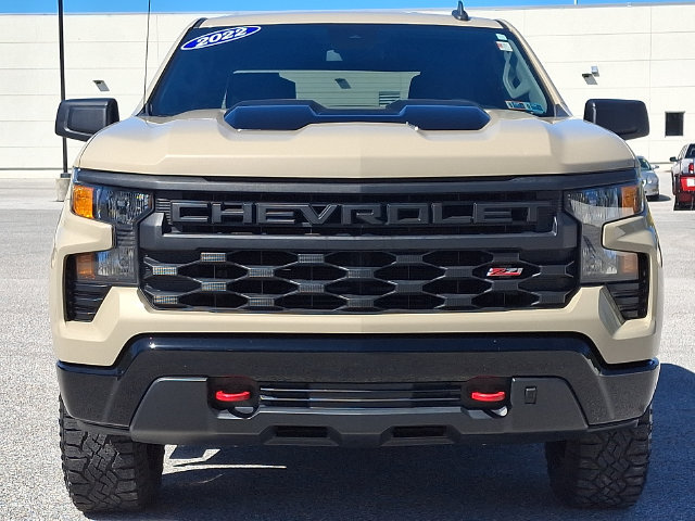 Used 2022 Chevrolet Silverado 1500 Custom Trail Boss w/ LPO, Dark Essentials Package AWD/4WD image 5