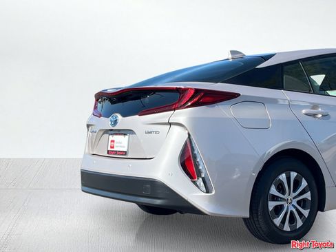 Certified 2020 Toyota Prius Prime Limited w/ Carpet Mat Package FWD image 12