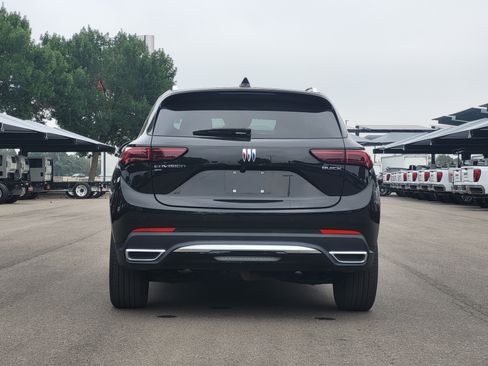 Used 2024 Buick Envision Preferred AWD/4WD image 6