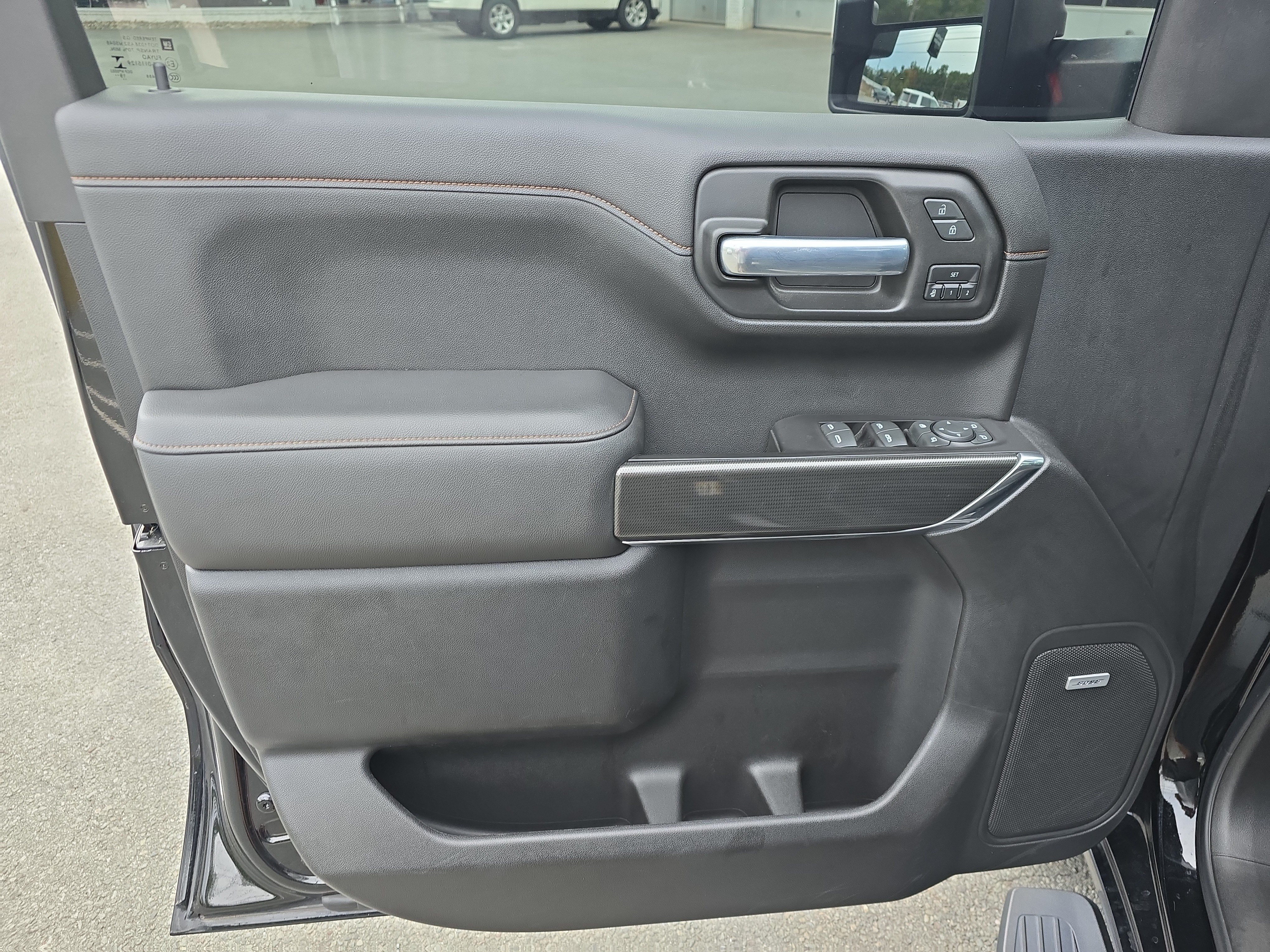Used 2020 GMC Sierra 1500 AT4 w/ AT4 Premium Package AWD/4WD image 18