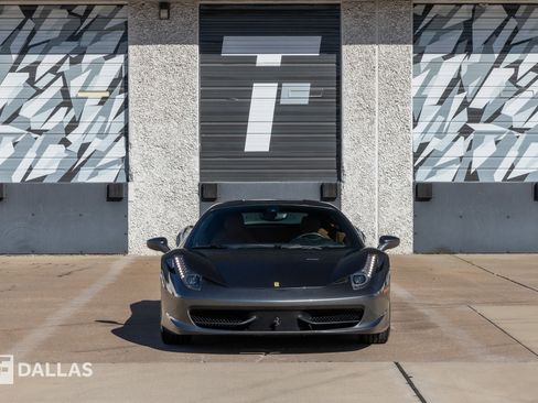 Used 2012 Ferrari 458 Italia Coupe image 3
