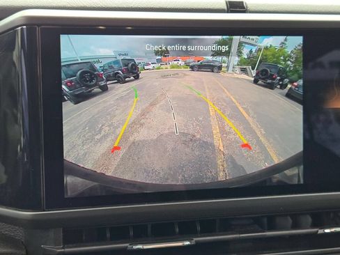 Certified 2025 Jeep Wrangler Unlimited Sahara w/ Safety Group AWD/4WD image 25
