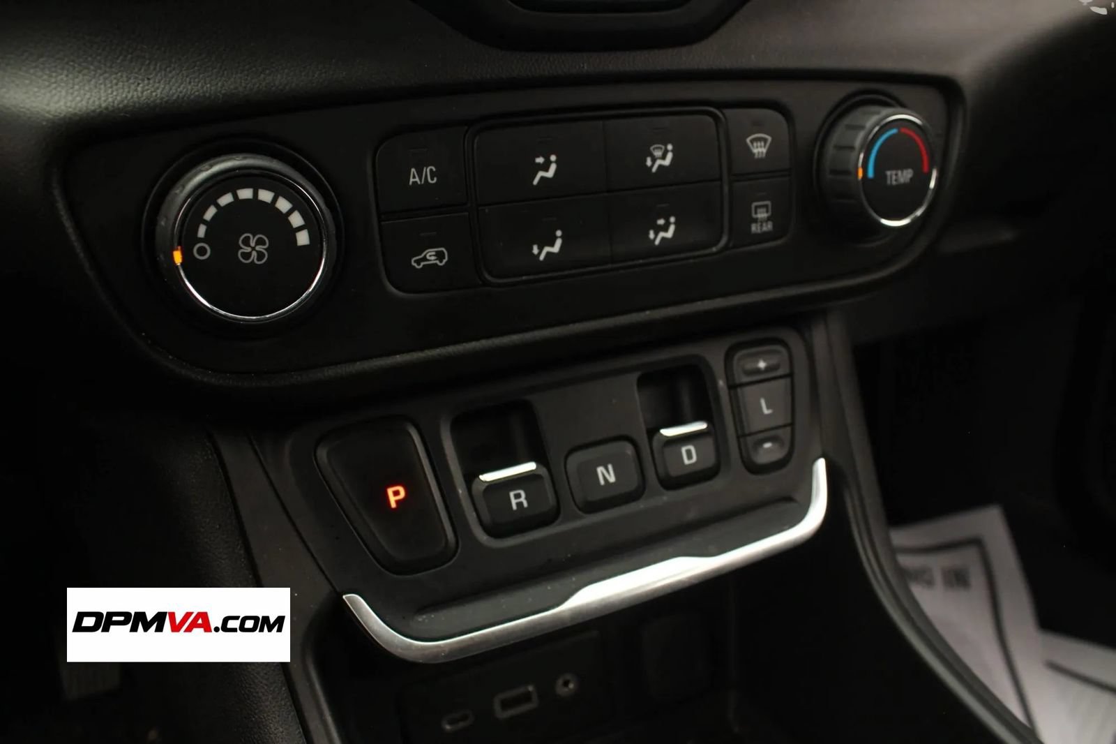 Used 2019 GMC Terrain SLE FWD image 31