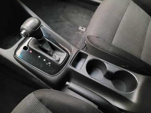 Used 2017 Kia Forte LX FWD image 26