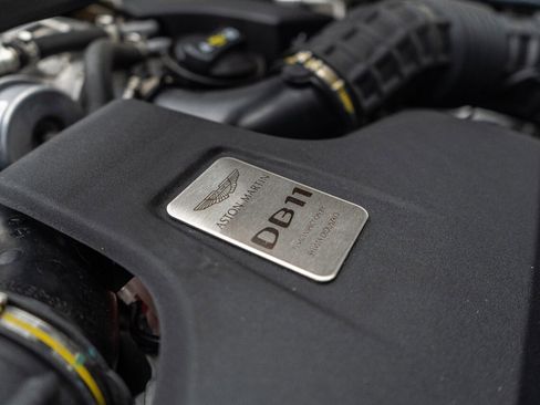 Used 2019 Aston Martin DB11 Volante image 74